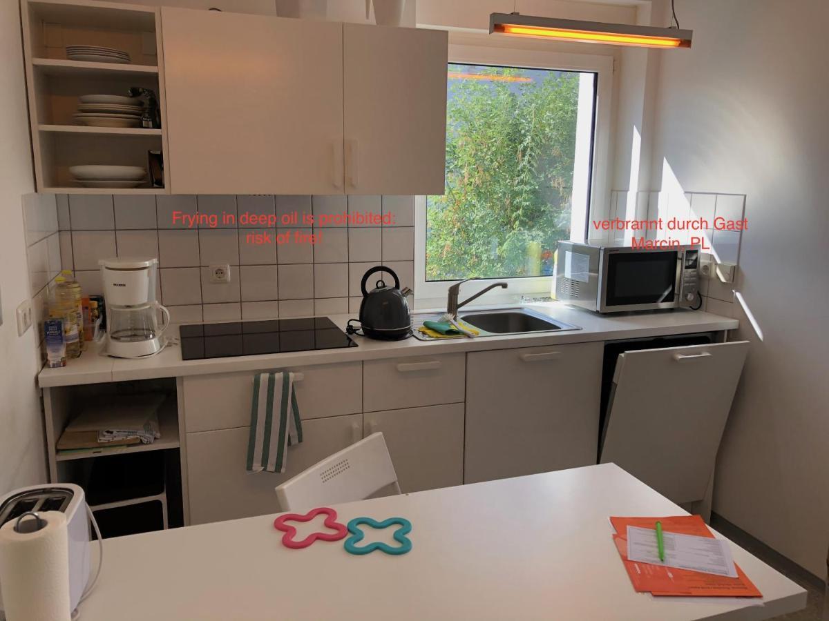 Altstadt Naehe 7 Min Fussweg Ueber Alte Maibruecke Zu Pension Mit Balkon & Garten, Ideal For Long Stay, Relocation Ochsenfurt Exterior photo