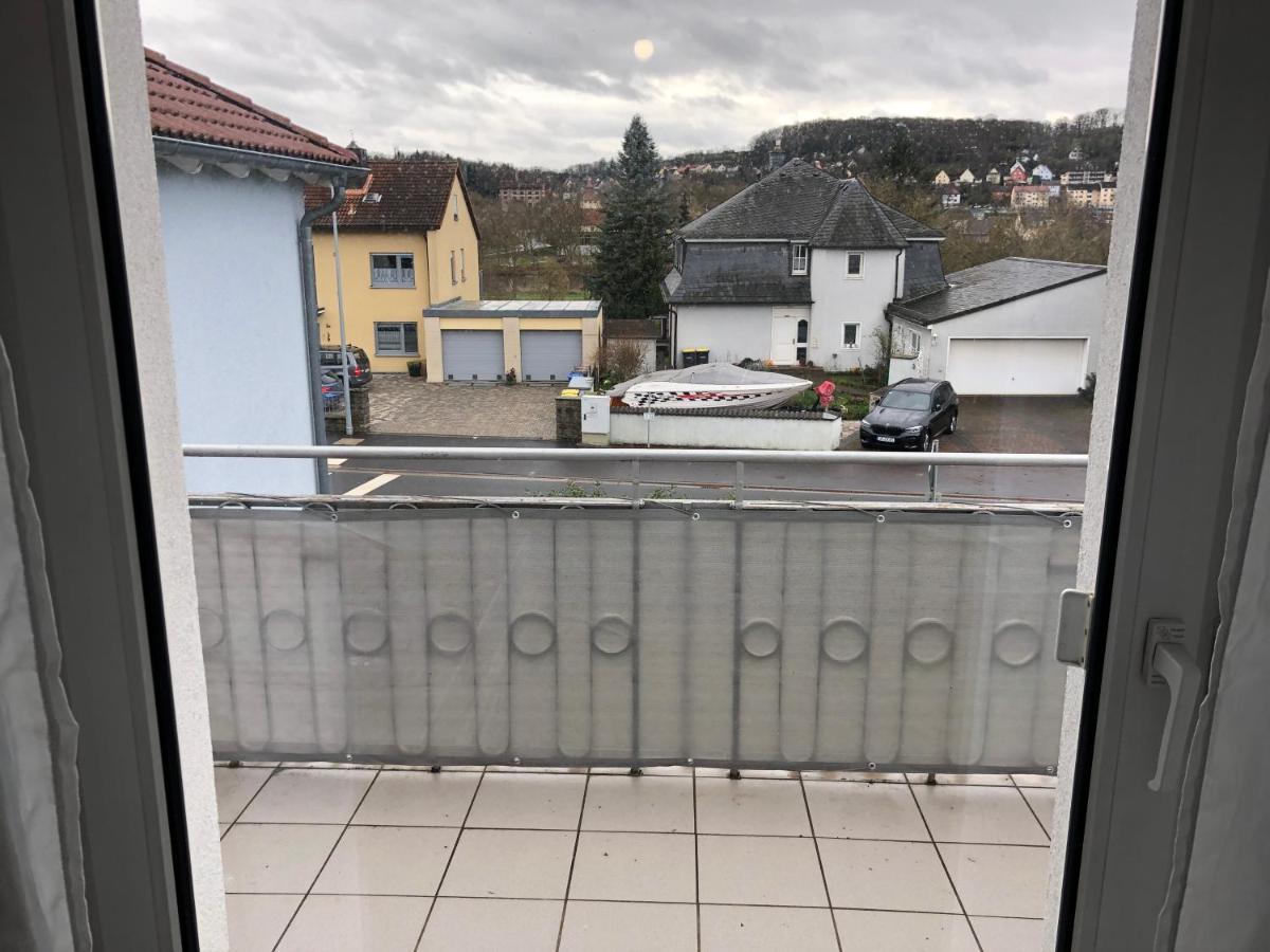 Altstadt Naehe 7 Min Fussweg Ueber Alte Maibruecke Zu Pension Mit Balkon & Garten, Ideal For Long Stay, Relocation Ochsenfurt Exterior photo